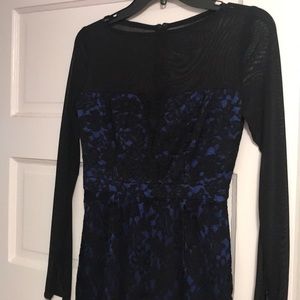 Monique Lhuillier sheer & lace evening dress!